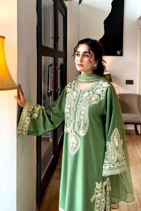 AFREEN EMBROIDERED DRESS 3PC